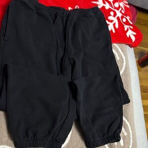 Hollister women’s Black Jogger Pants